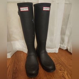 Brand: Hunter | Size: 8 | Color: Matte Black